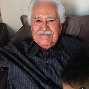 Meet your Posher, Gerardo